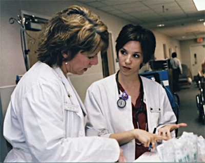 Paula Muehlbauer (left) and Amy Knopf (right)