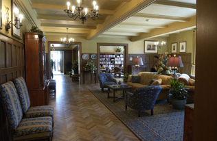 Safra Family Lodge's lobby area