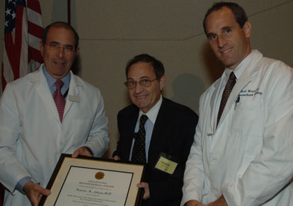 Dr. Jolesz receiving certificate of appreciation