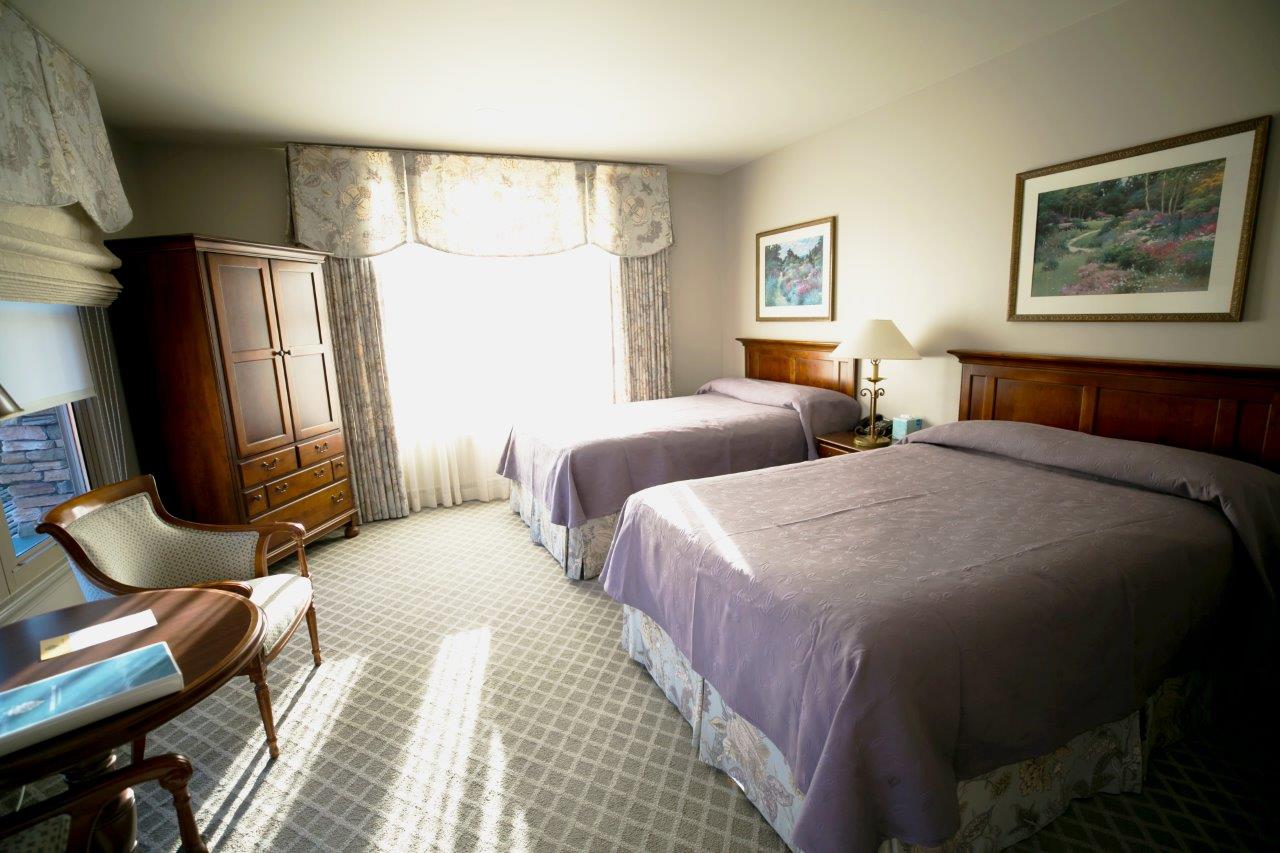 Double beds are available at the Safra Family Lodge.