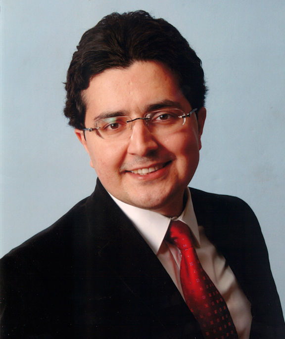 Portrait of Dr. Babak Saboury
